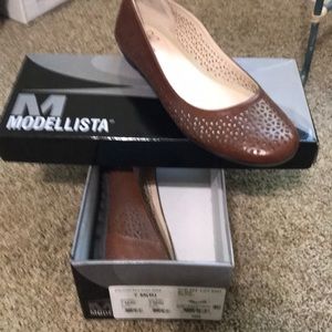 Modellista brown flats